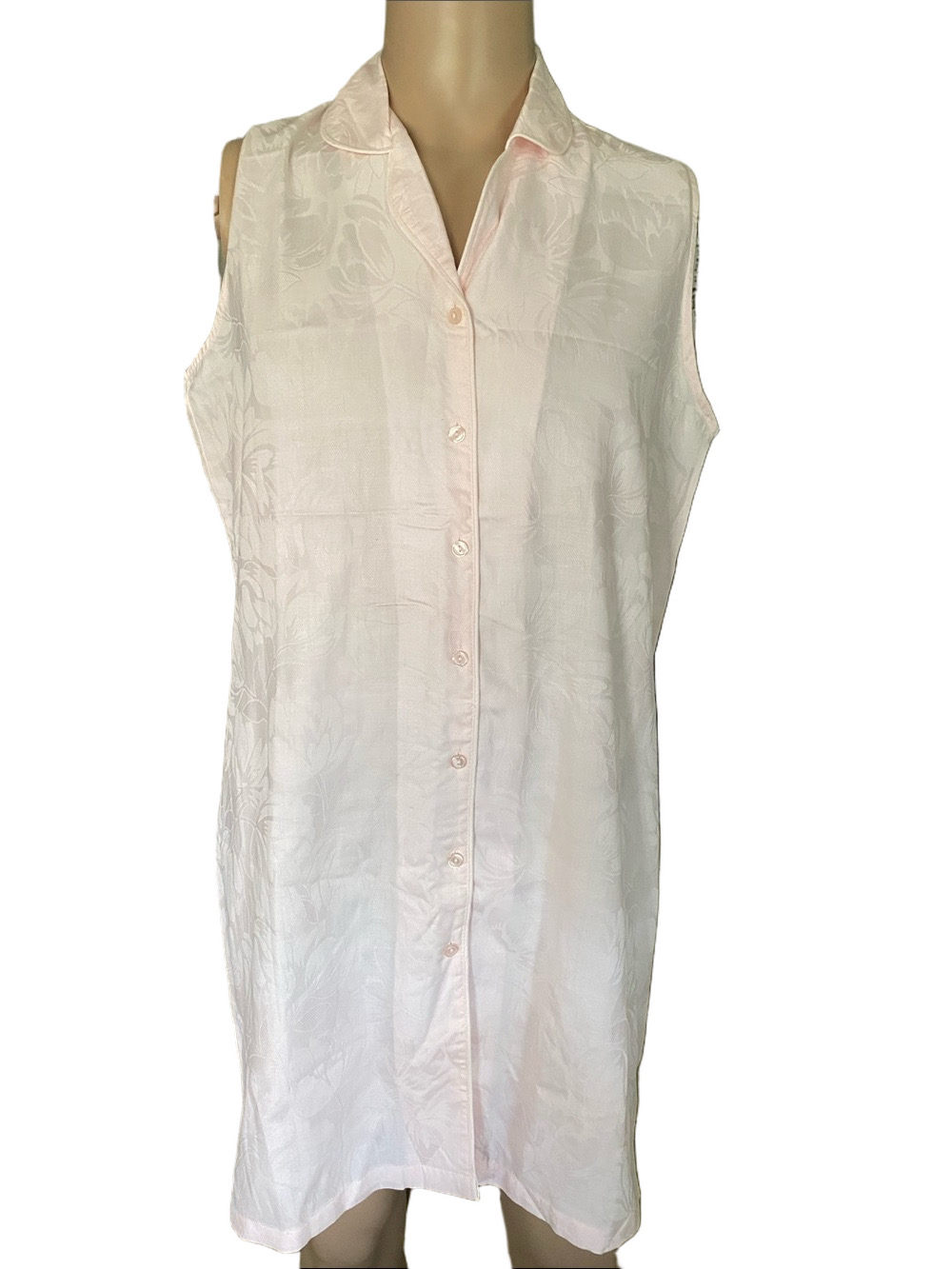 Miss Elaine vintage Pale Pink Sleeveless Button-Front Nightshirt